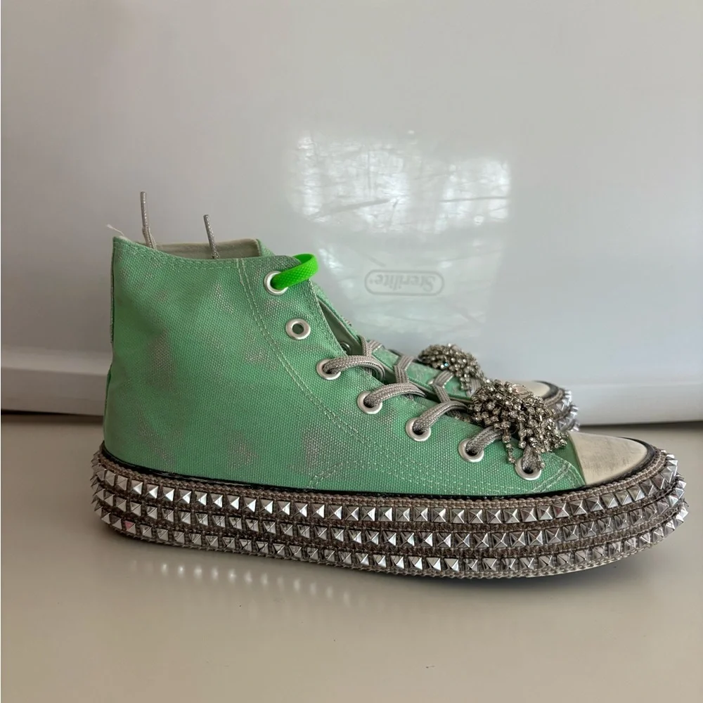 NWT NAN-KU Cruise Studded Hi Top Sneakers Size 39